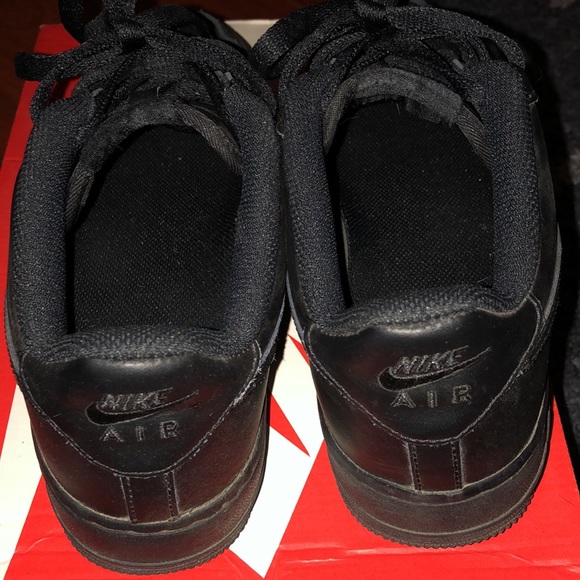 Nike Airforce 1s All Black - Picture 4 of 4